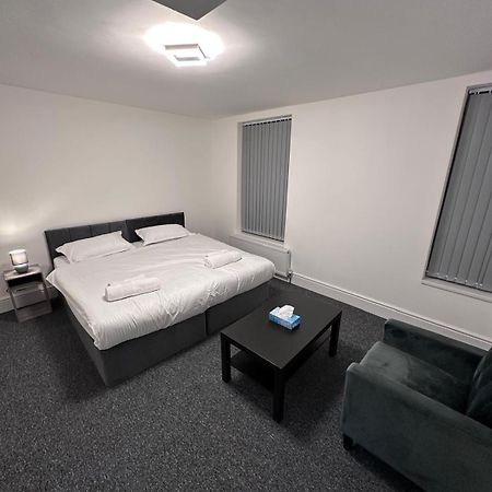 Modern Two-Bedroom Apartment Manchester Extérieur photo